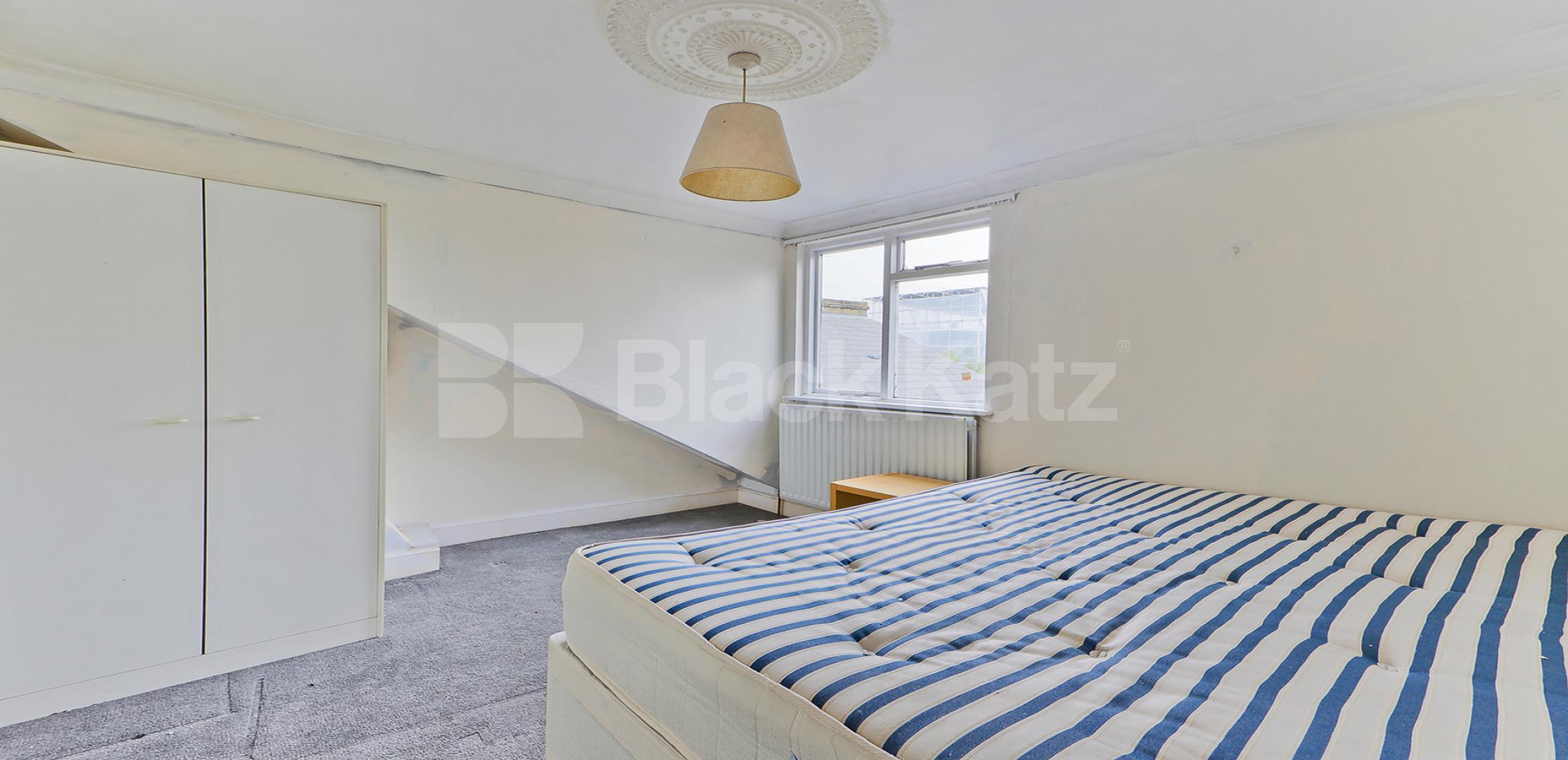 			LET, 3 Bedroom, 1 bath, 1 reception Apartment			 Elms Crescent , Abbeville Village. Clapham
